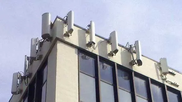 Different Cross-Section Multi-Function Pultrusion Antenna Radome with Excellent Electromagnetic Property 4G 5g Base Station Radome
